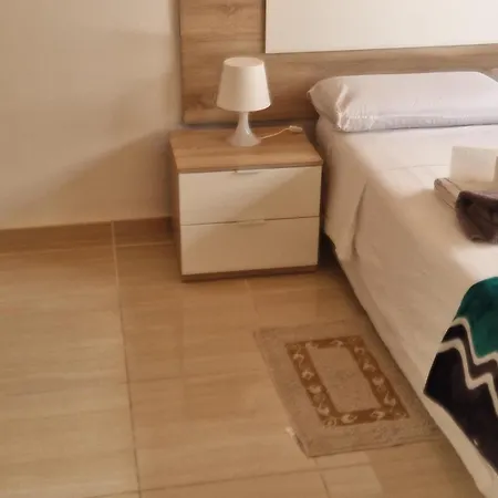 Matrimonial Privada Con Areas Compartidas Σαν Κριστόμπαλ ντε Λα Λαγούνα